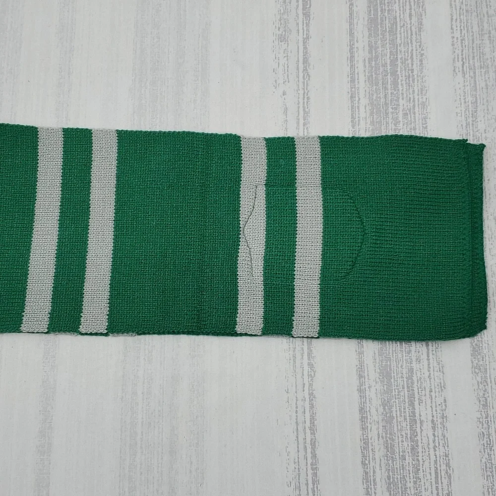 NWOT Slytherin Harry Potter Knitted Crest Scarf Green abd Gray with Crest